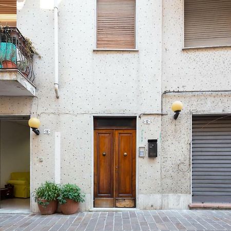 Kubrick By Luce Stellata Apartment Aulla Exterior foto